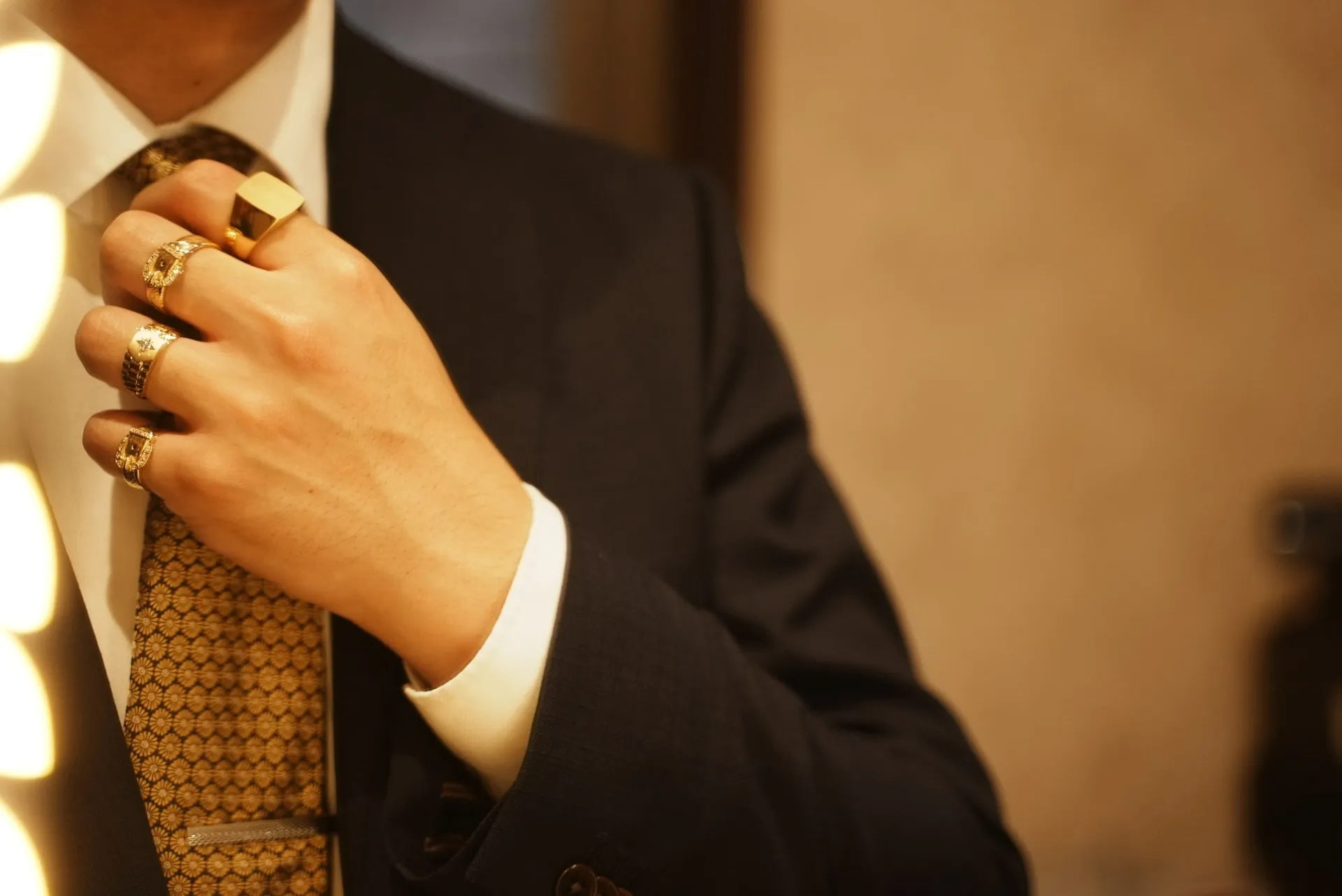 ジュエリーは男性にもおすすめ！人気のスタイルとアイテム5選