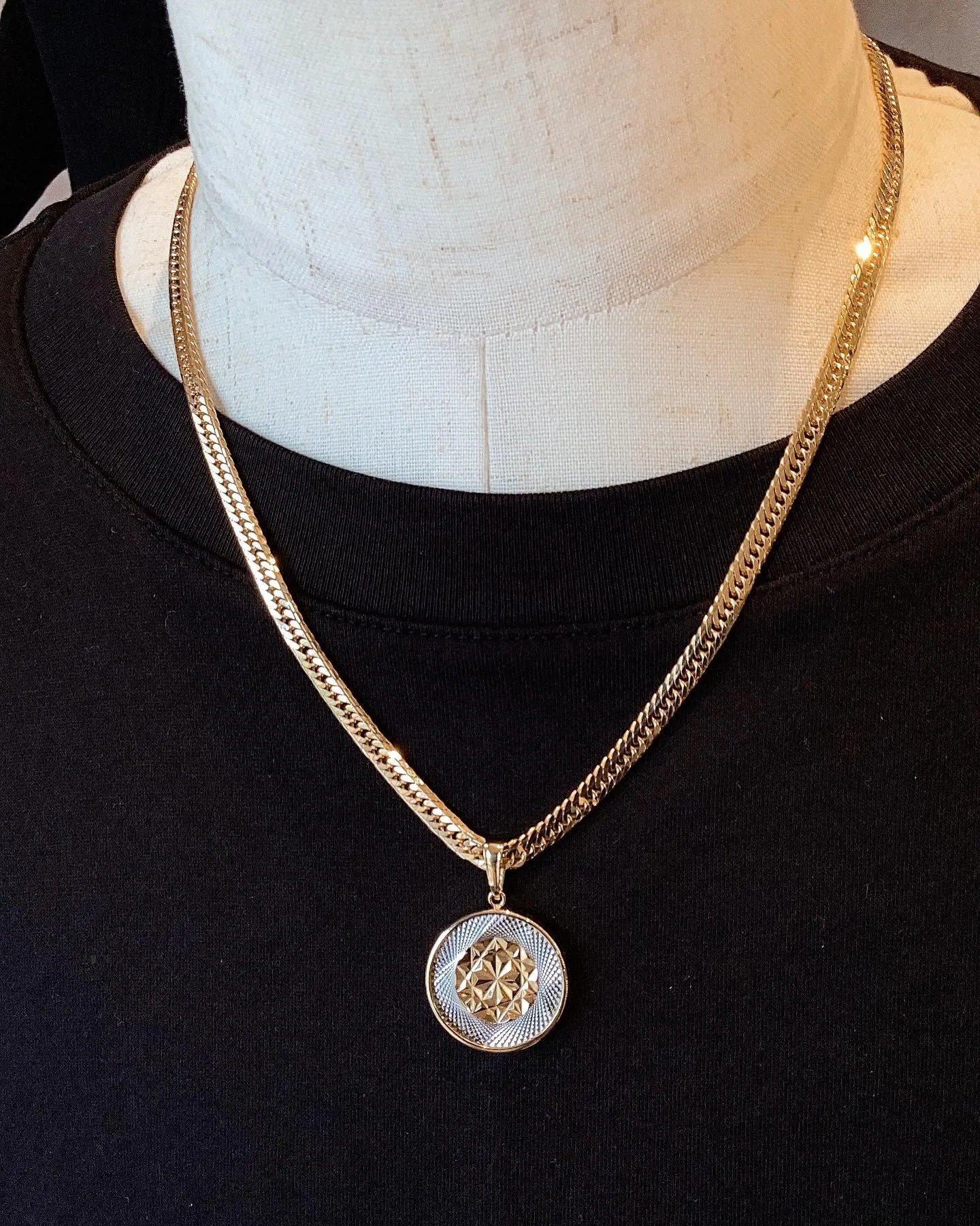 K18 ガラス付き ペンダント⁎⁺˳✧༚