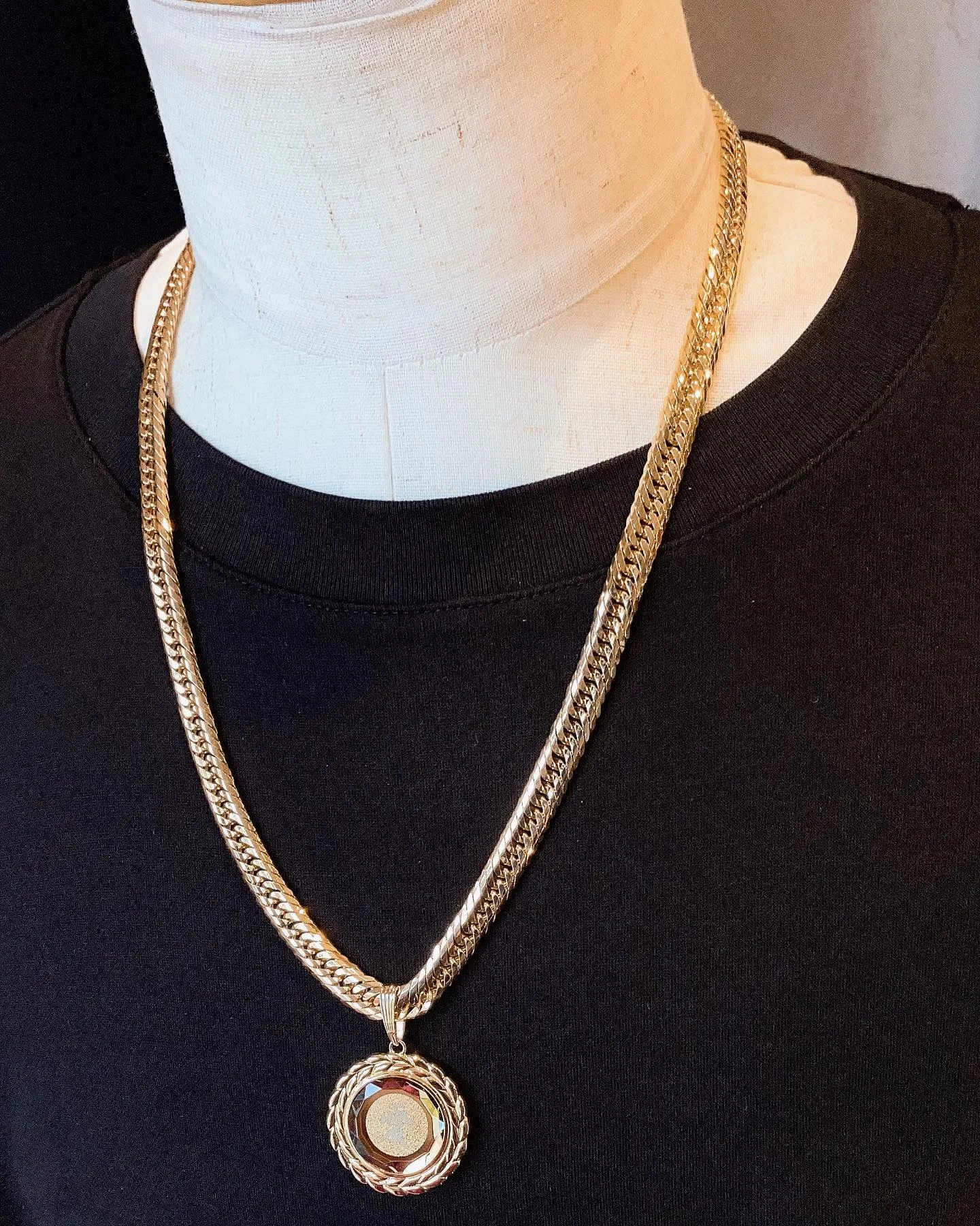 K18 ガラス付き 愛ペンダント⁎⁺˳✧༚