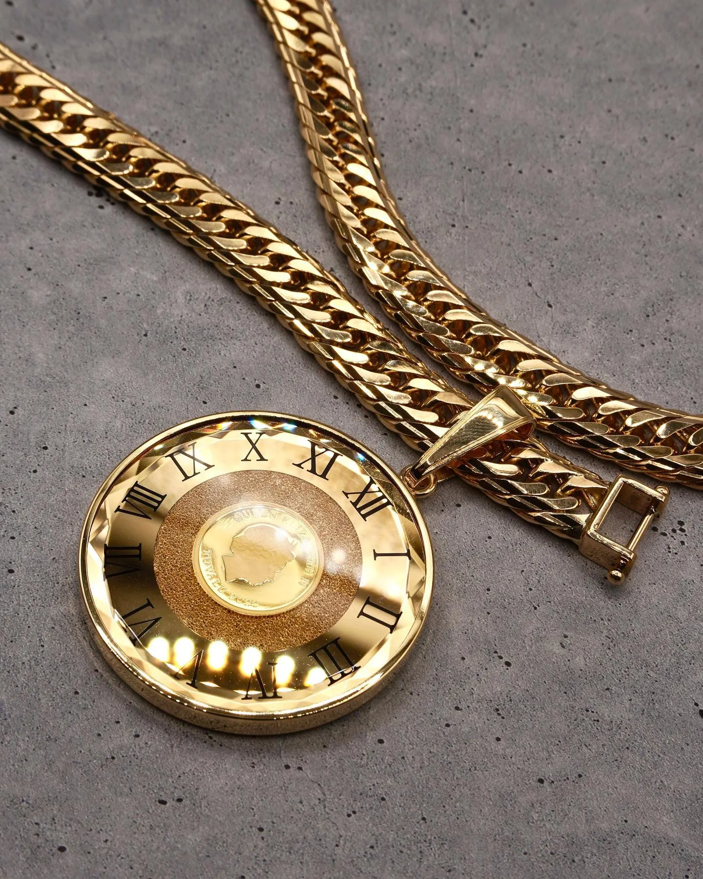 K18/K24 1/25oz ガラス付き#コイン #ペンダン...