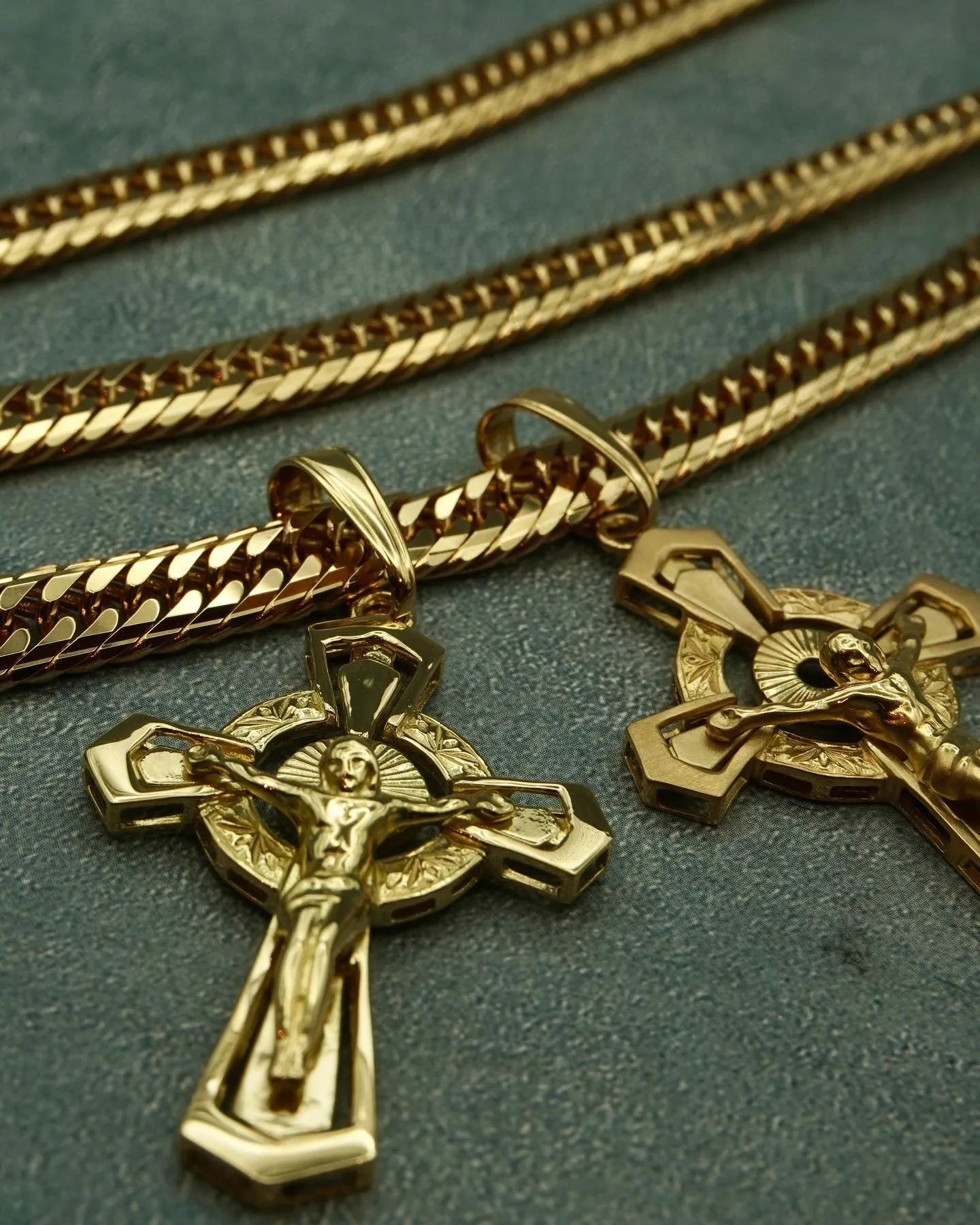 #K18 ジーザスクロスSサイズ⁎⁺˳✧༚