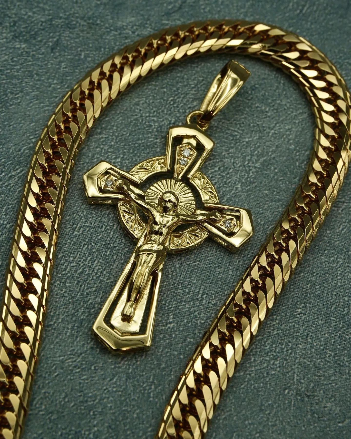 #K18 ジーザスクロスSサイズ⁎⁺˳✧༚