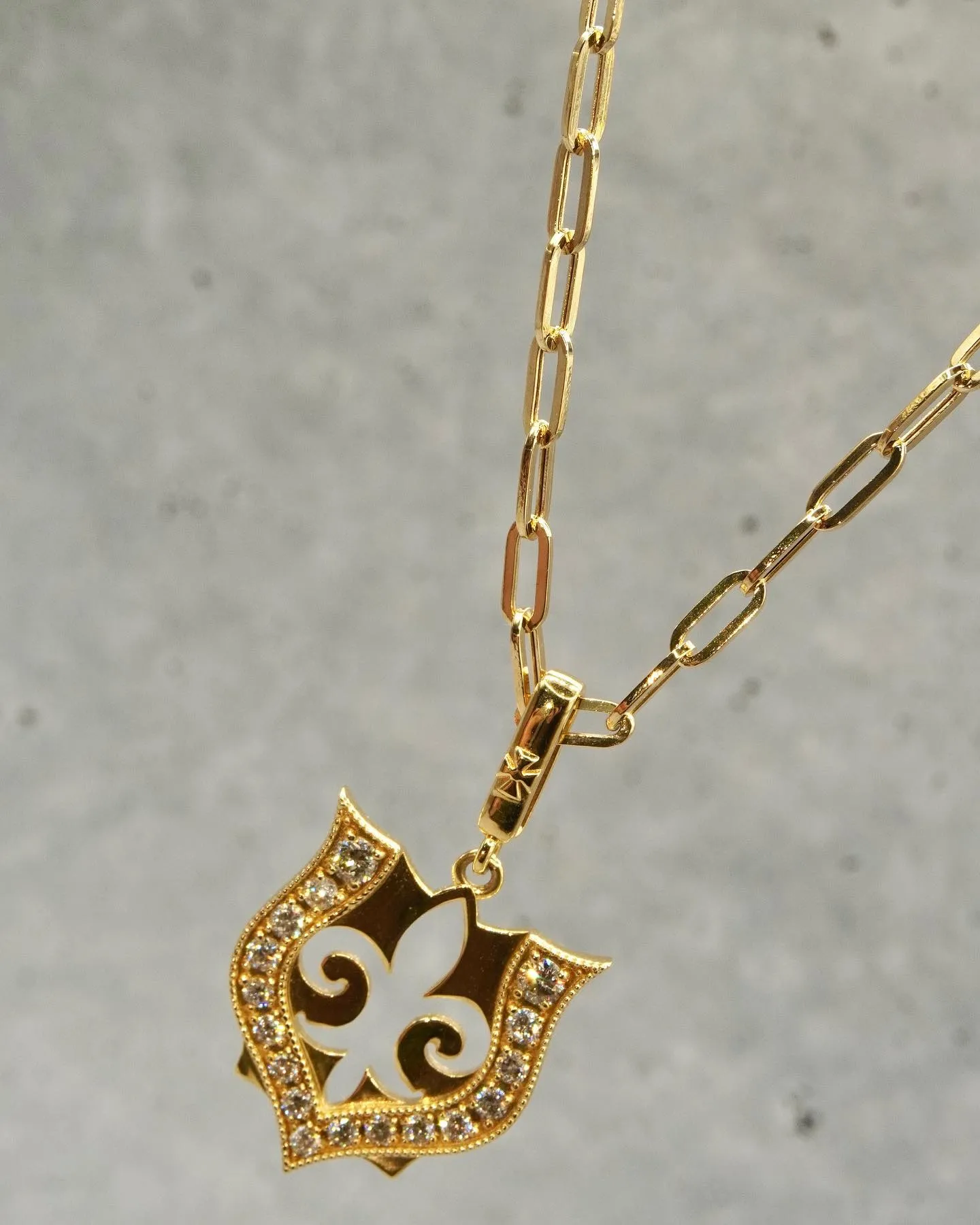 K18 リリィペンダント⁎⁺˳✧༚