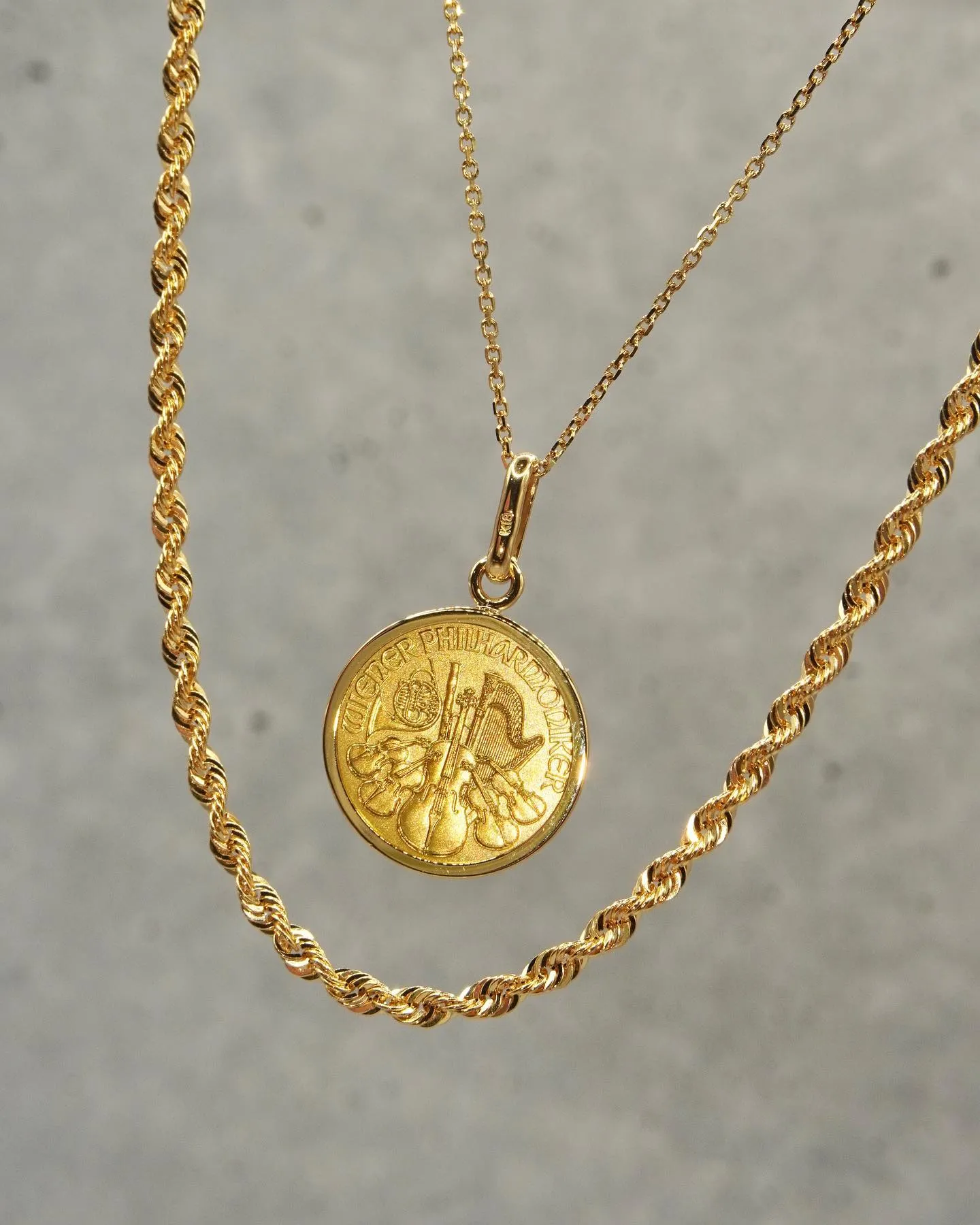 オーストラリア、音楽の都ウィーンのコインペンダントをご紹介🎻