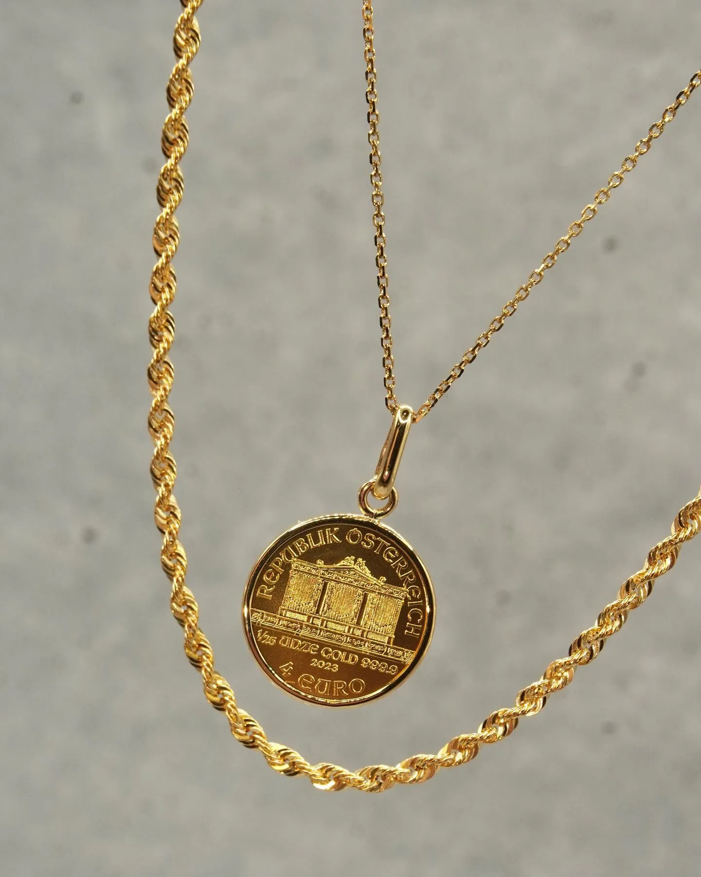 オーストラリア、音楽の都ウィーンのコインペンダントをご紹介🎻