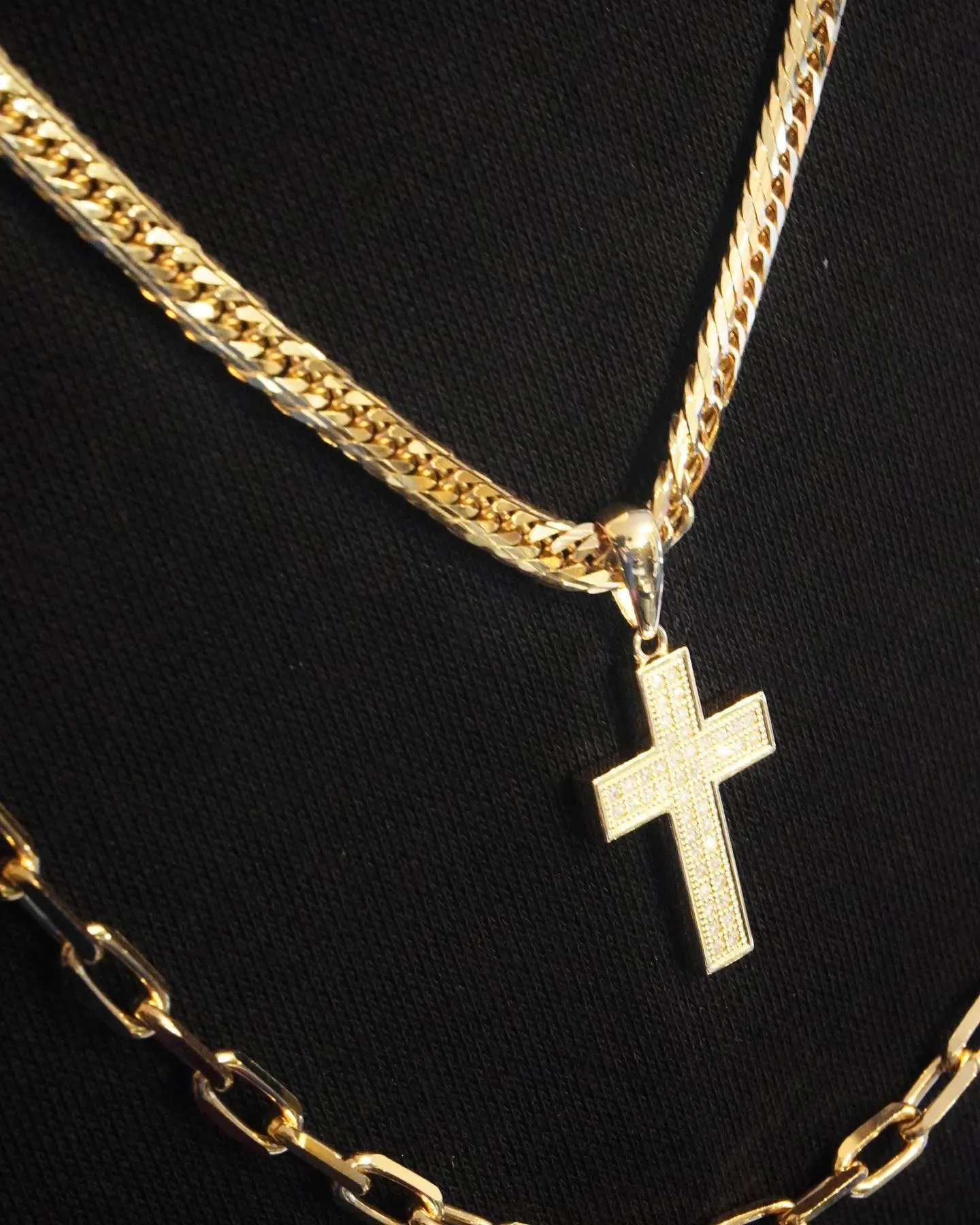 ダイヤモンドクロス⁎⁺˳✧༚