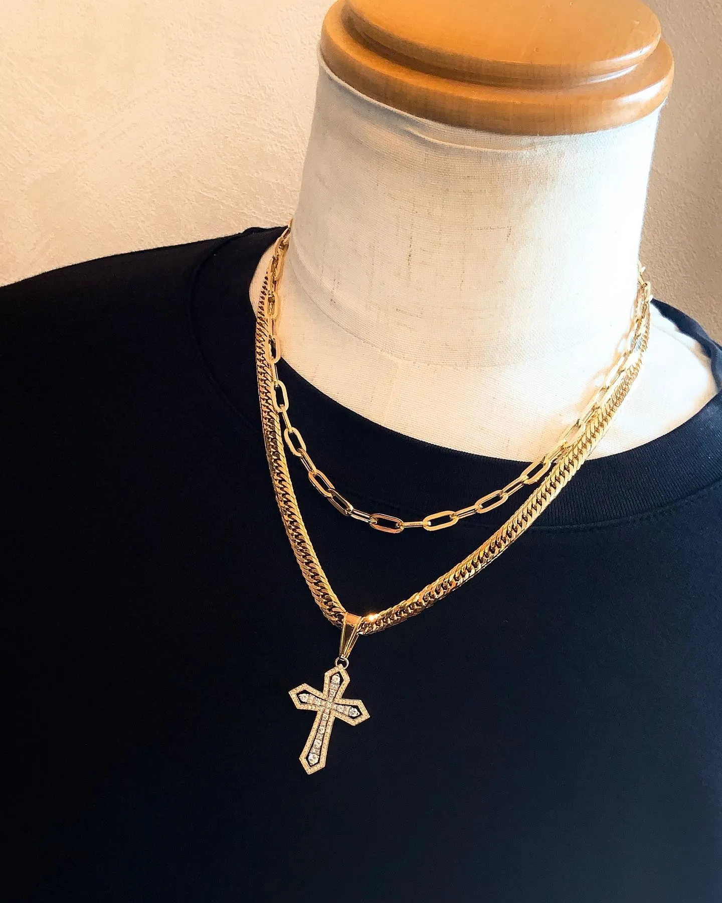 K18/PT900 Diamond cross pendan...