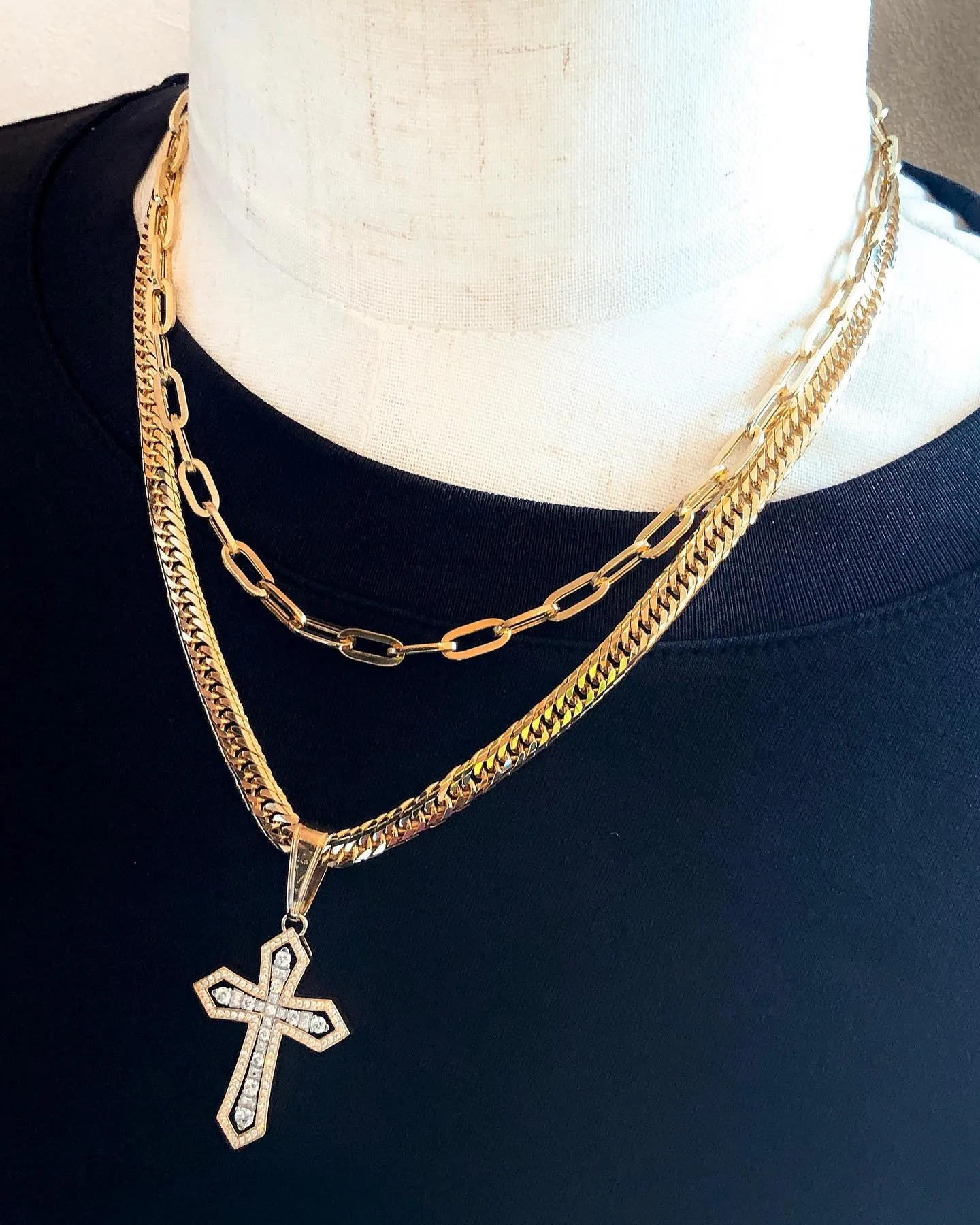 K18/PT900 Diamond cross pendan...