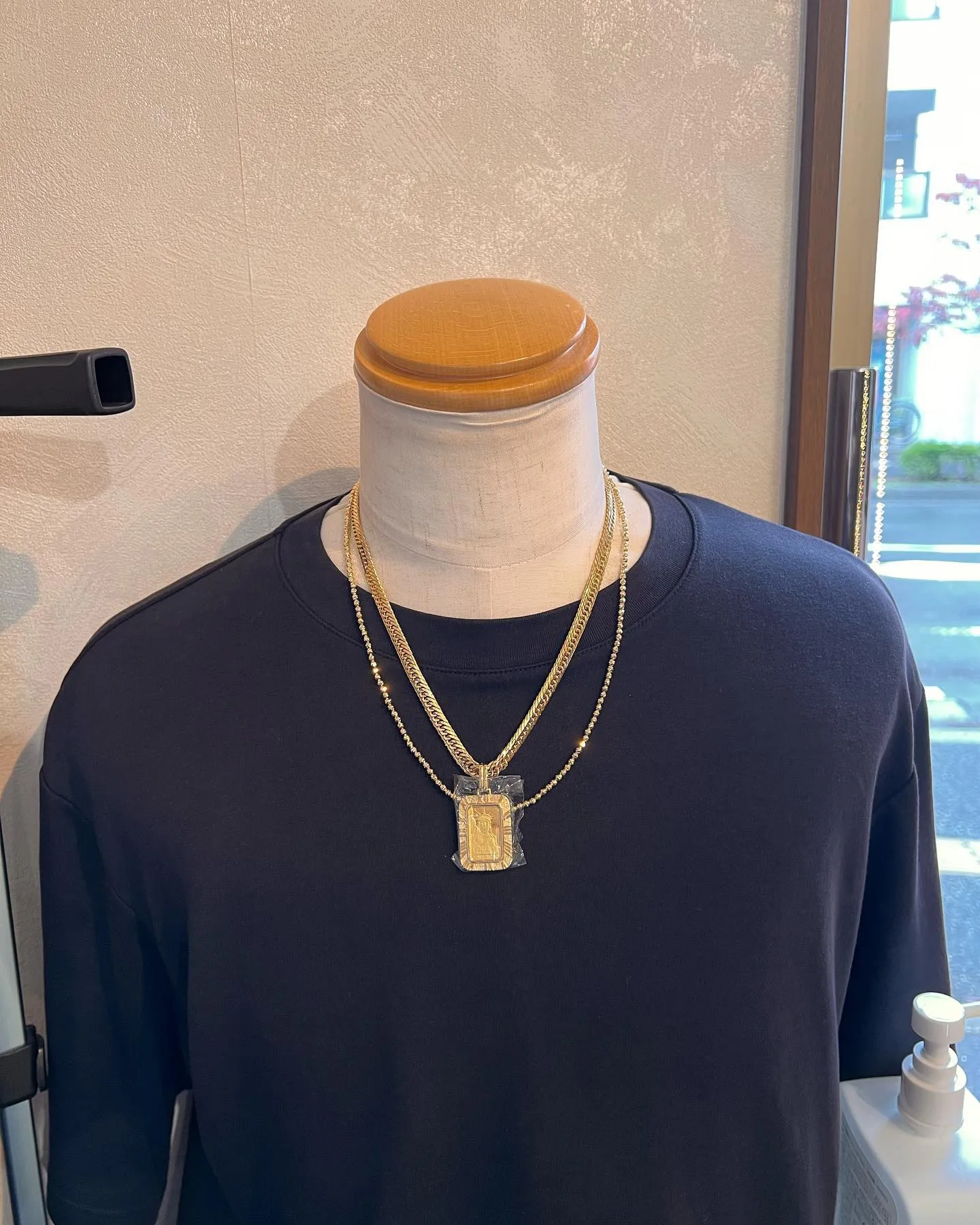 50g50cmにシャンデリアとリバティで男らしい中にも、ゴー...