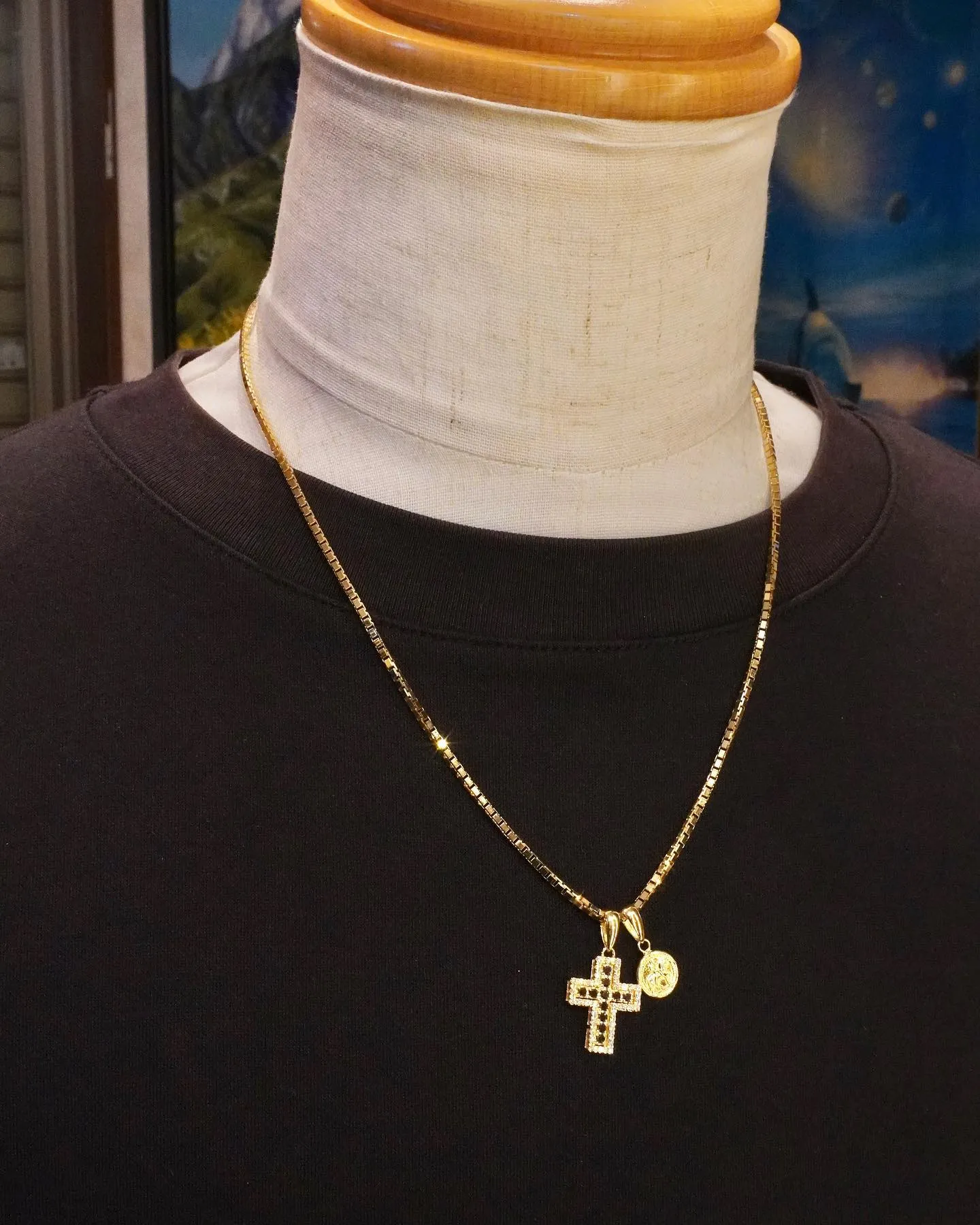 重ね付けにピッタリ、コインチャーム✨