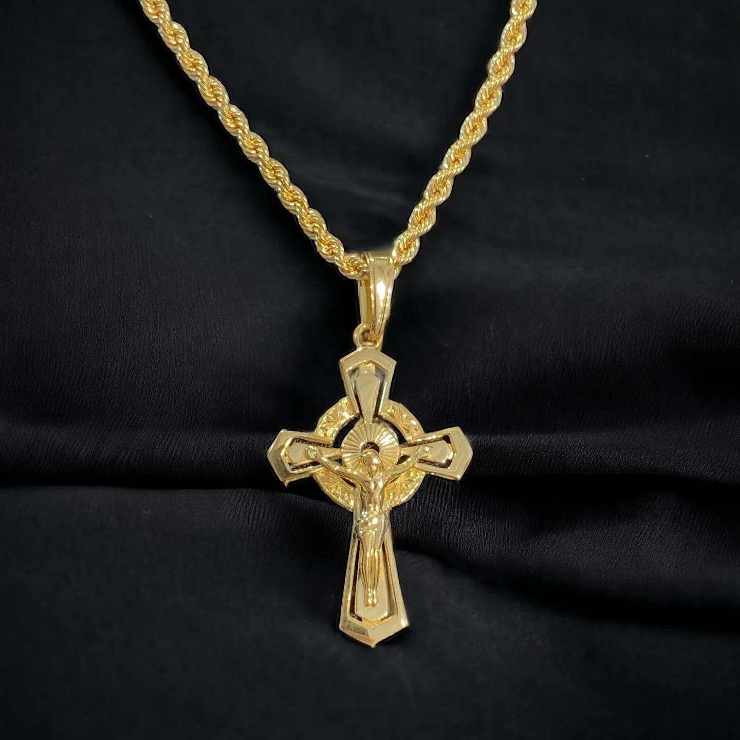 K18 3mmロープ50cm&ジーザスクロス