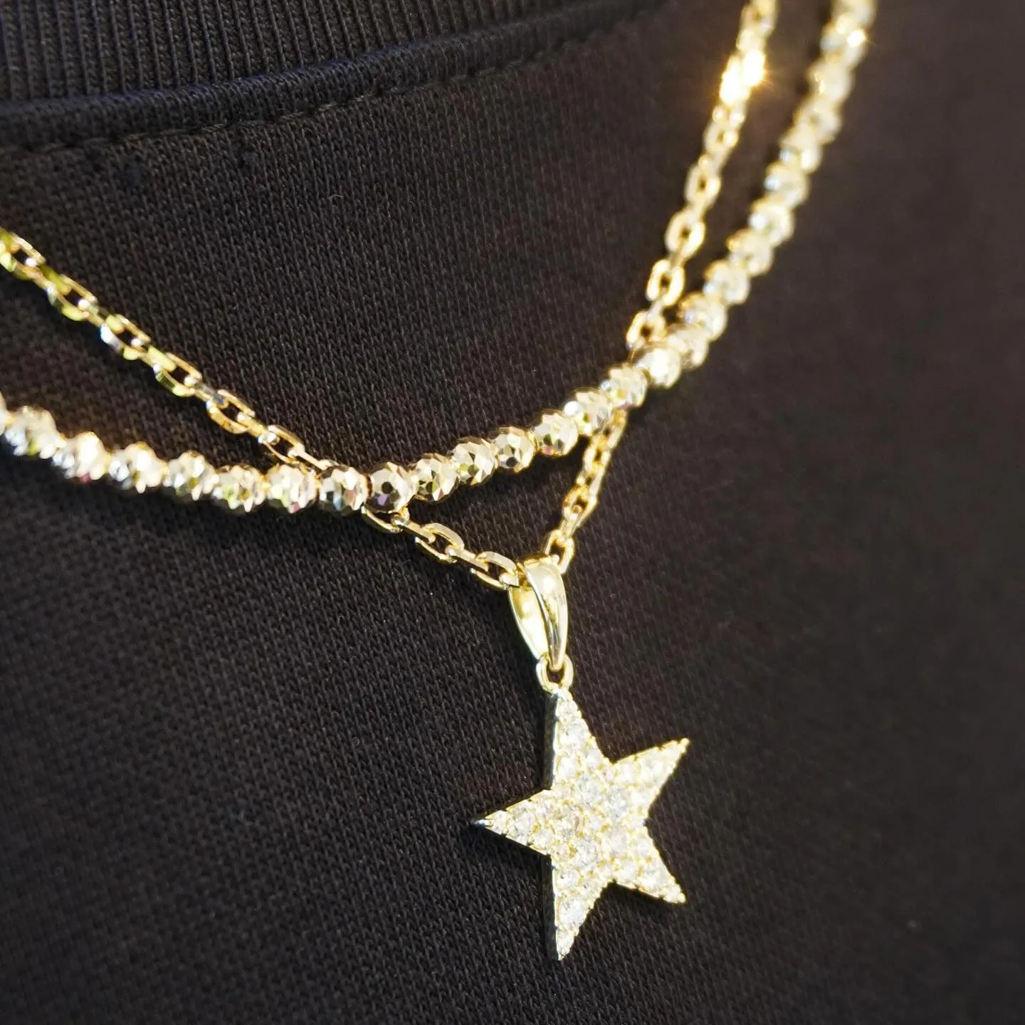 ⭐️K18 星ペンダント⭐️