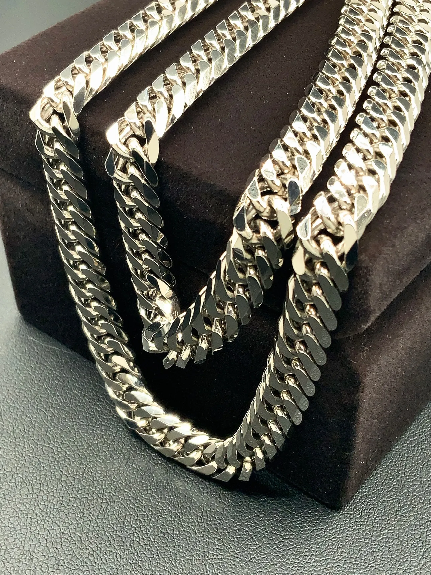 ⚔️静かに主張する、プラチナ110g⚔️