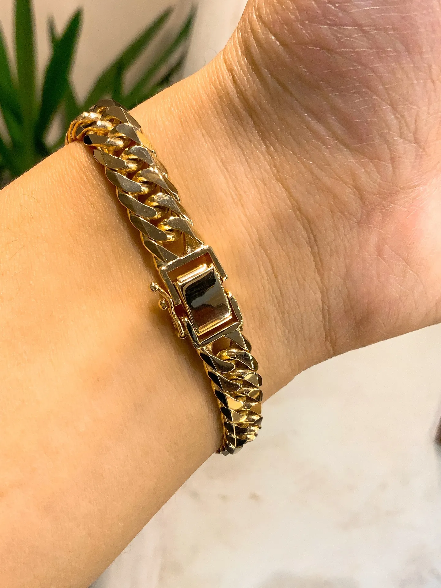 ✨手元で完成する、6面の美学✨