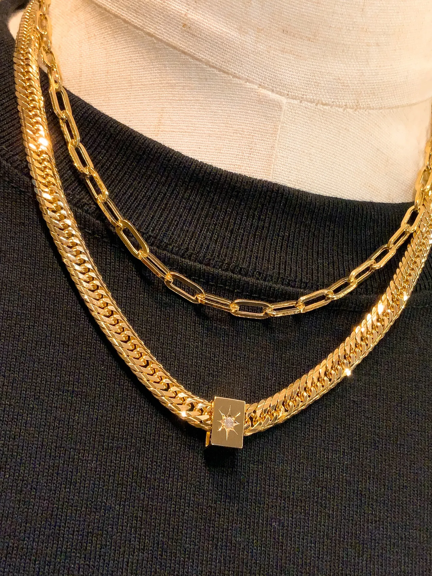 💎✨ ダイヤが映える極上ミニトップ。