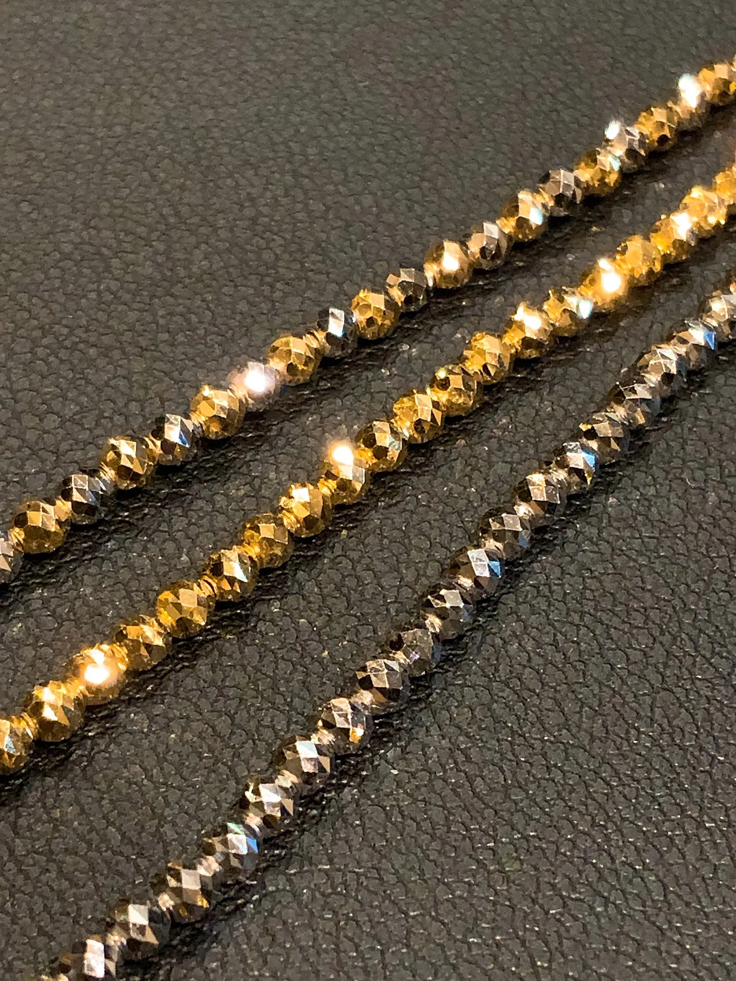 ✨Pt & K18の煌めきを、首元に✨