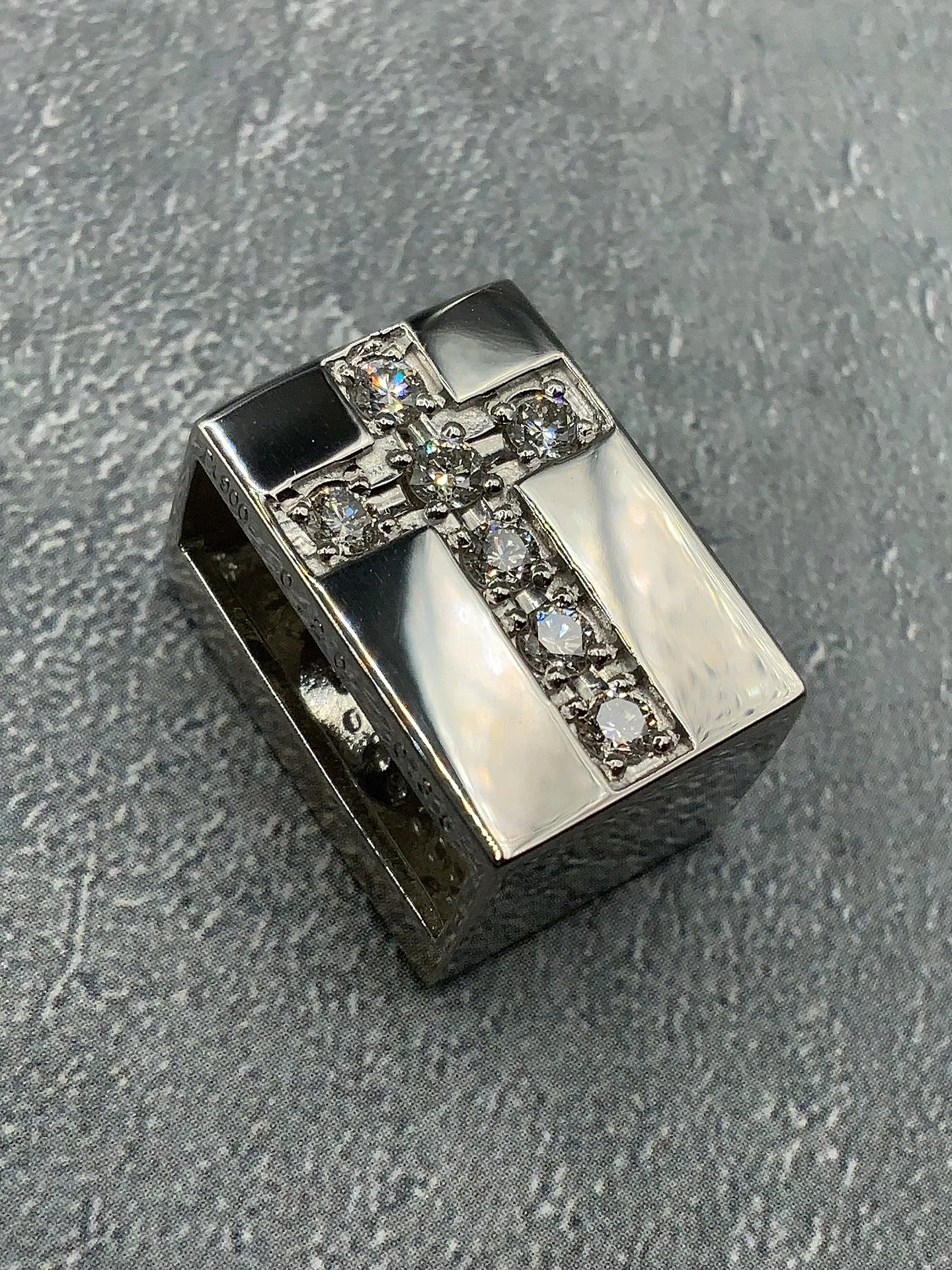 ✨PT900 ダイヤモンド ビーズペンダント✨