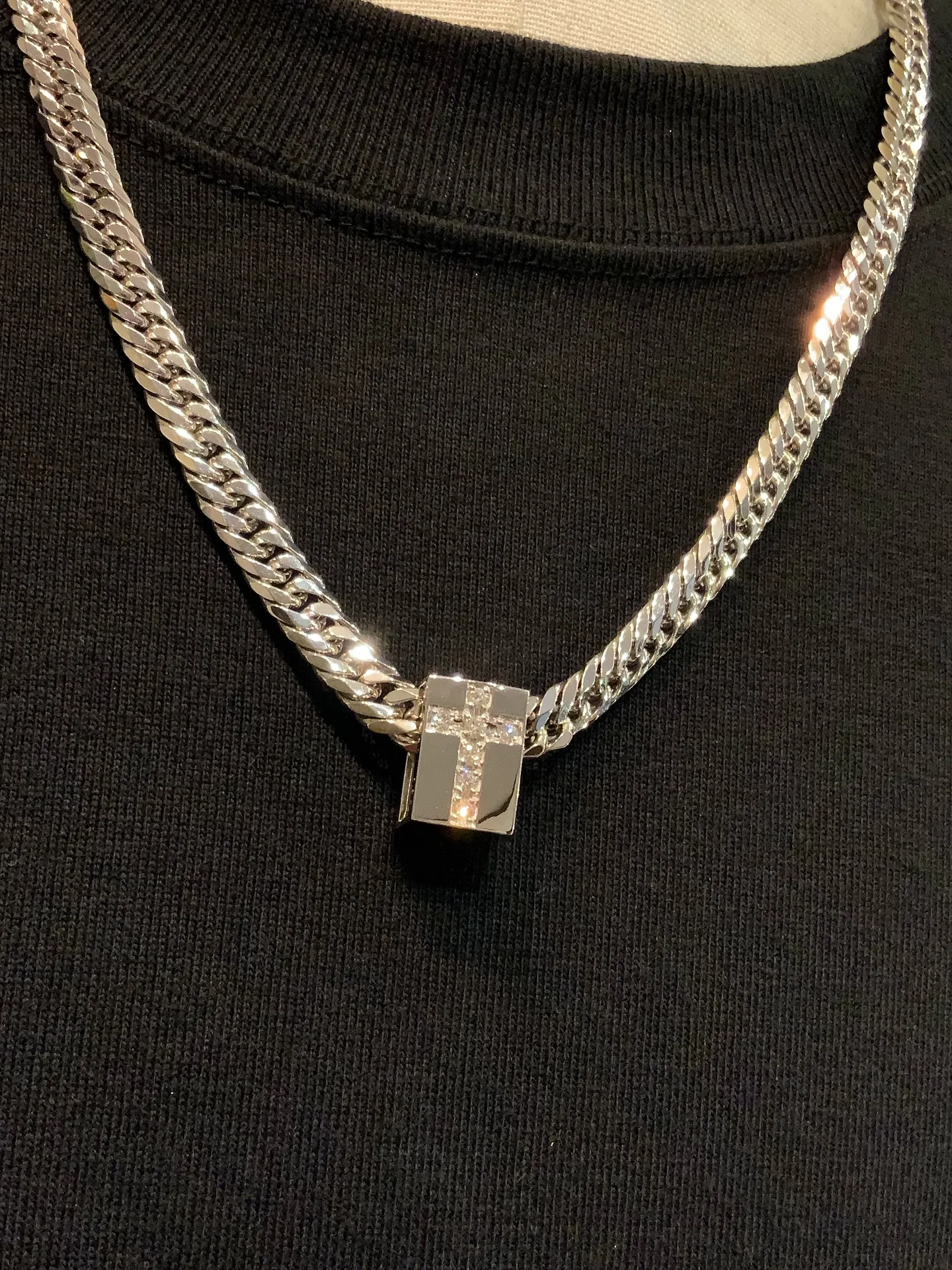 ✨PT900 ダイヤモンド ビーズペンダント✨