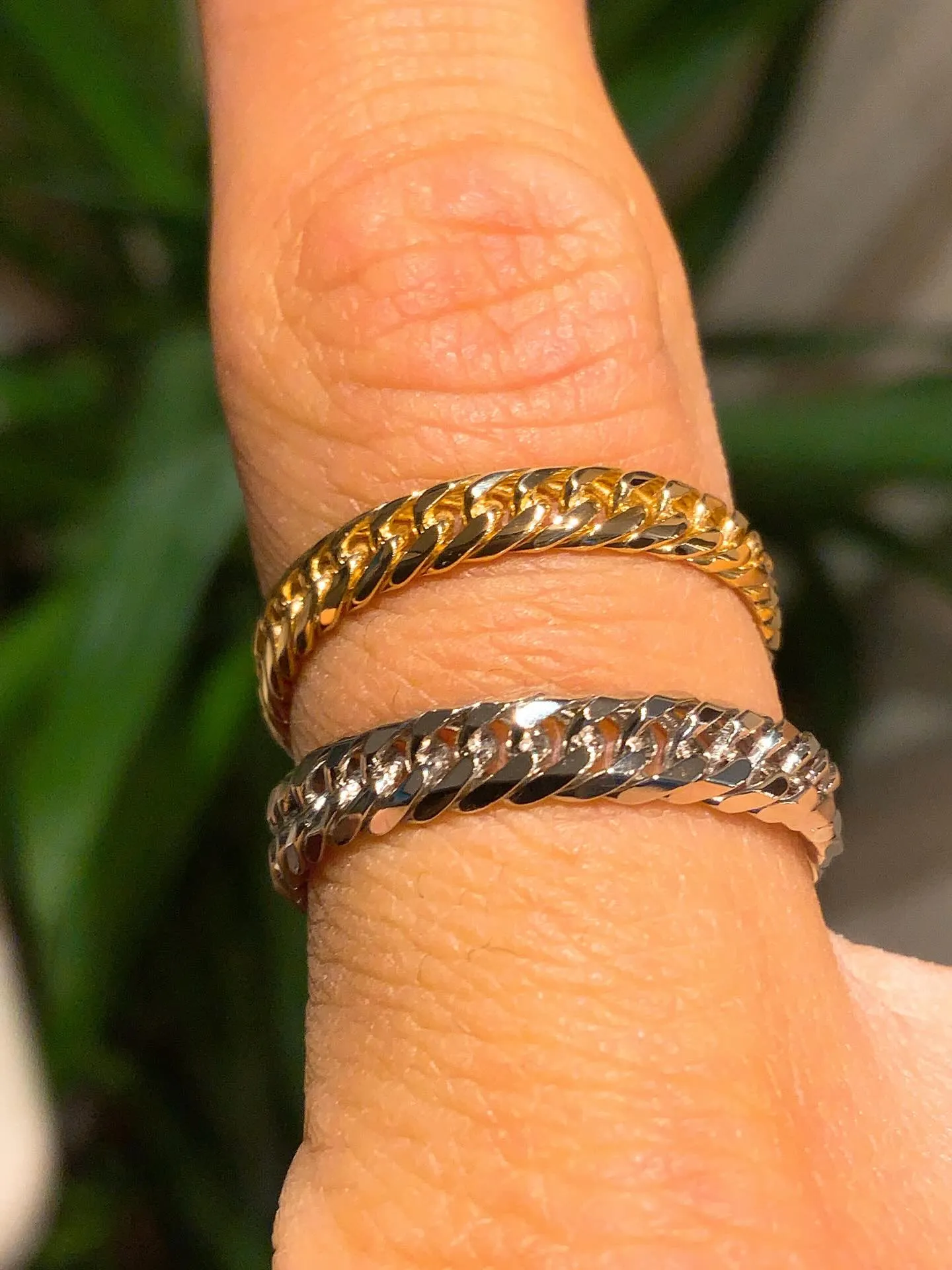 ✨さりげなく輝く、大人のデザインリング✨