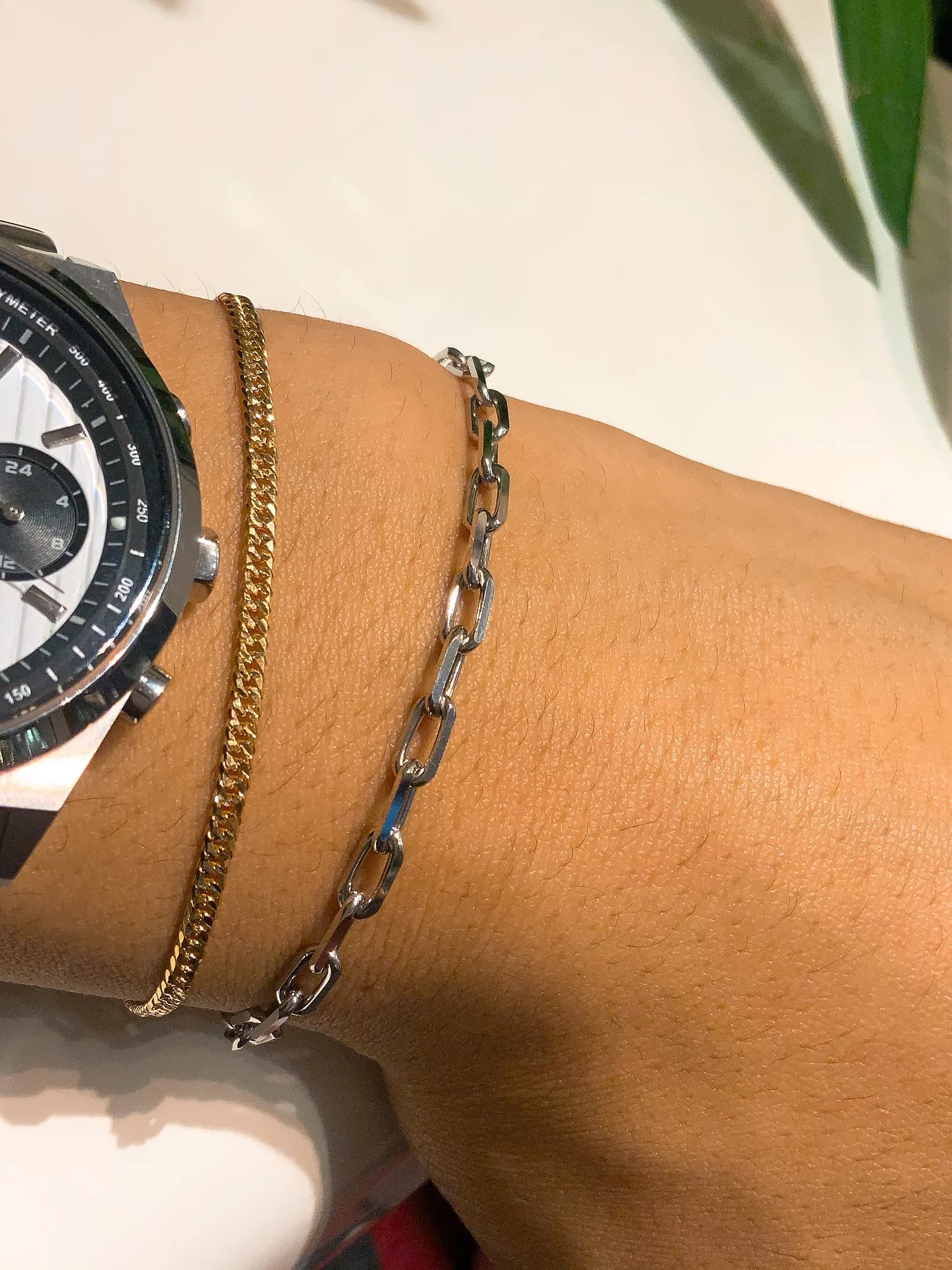 ✨繊細に輝く、K18スターカットブレスレット✨