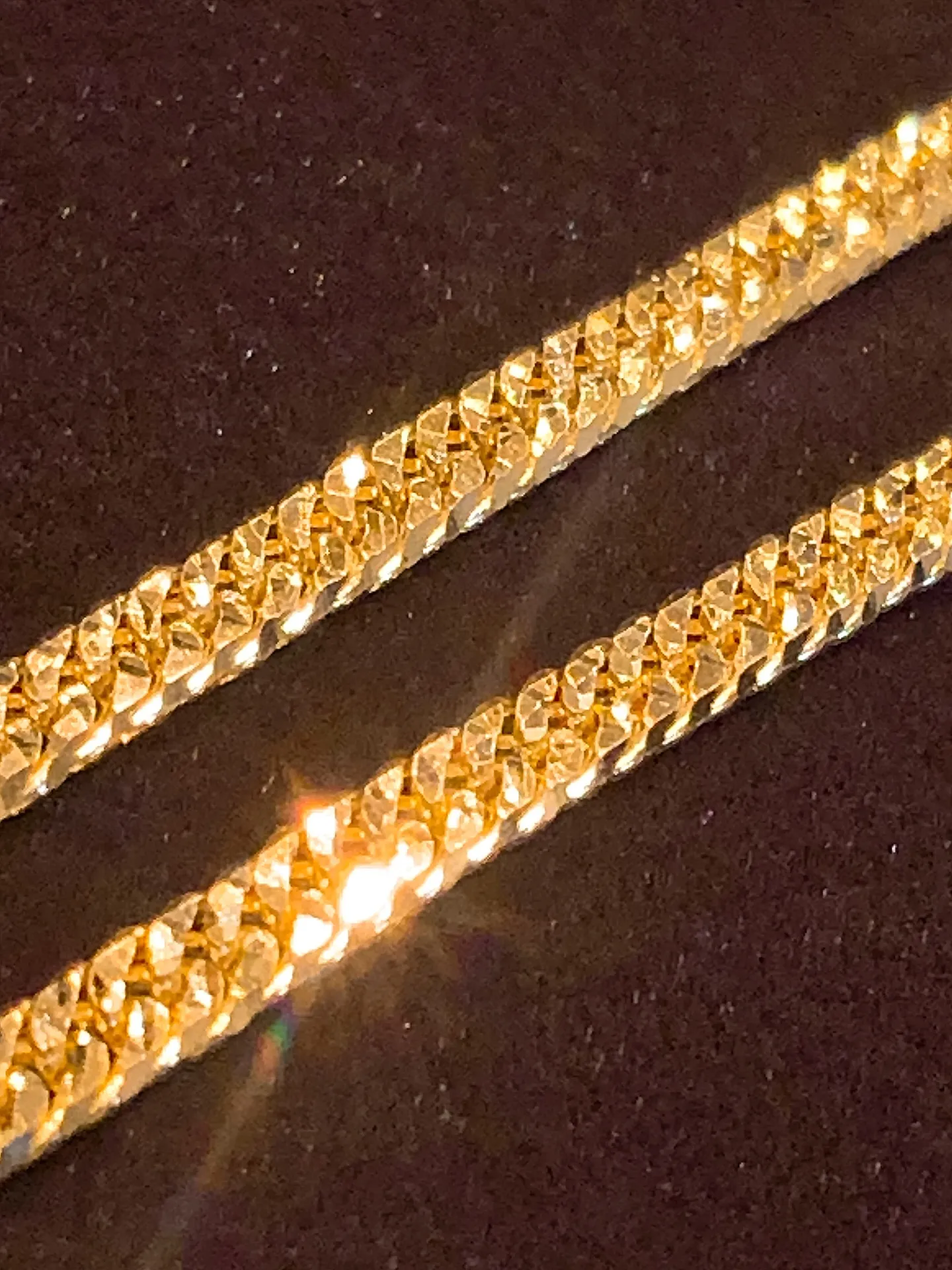 ✨繊細に輝く、K18スターカットブレスレット✨