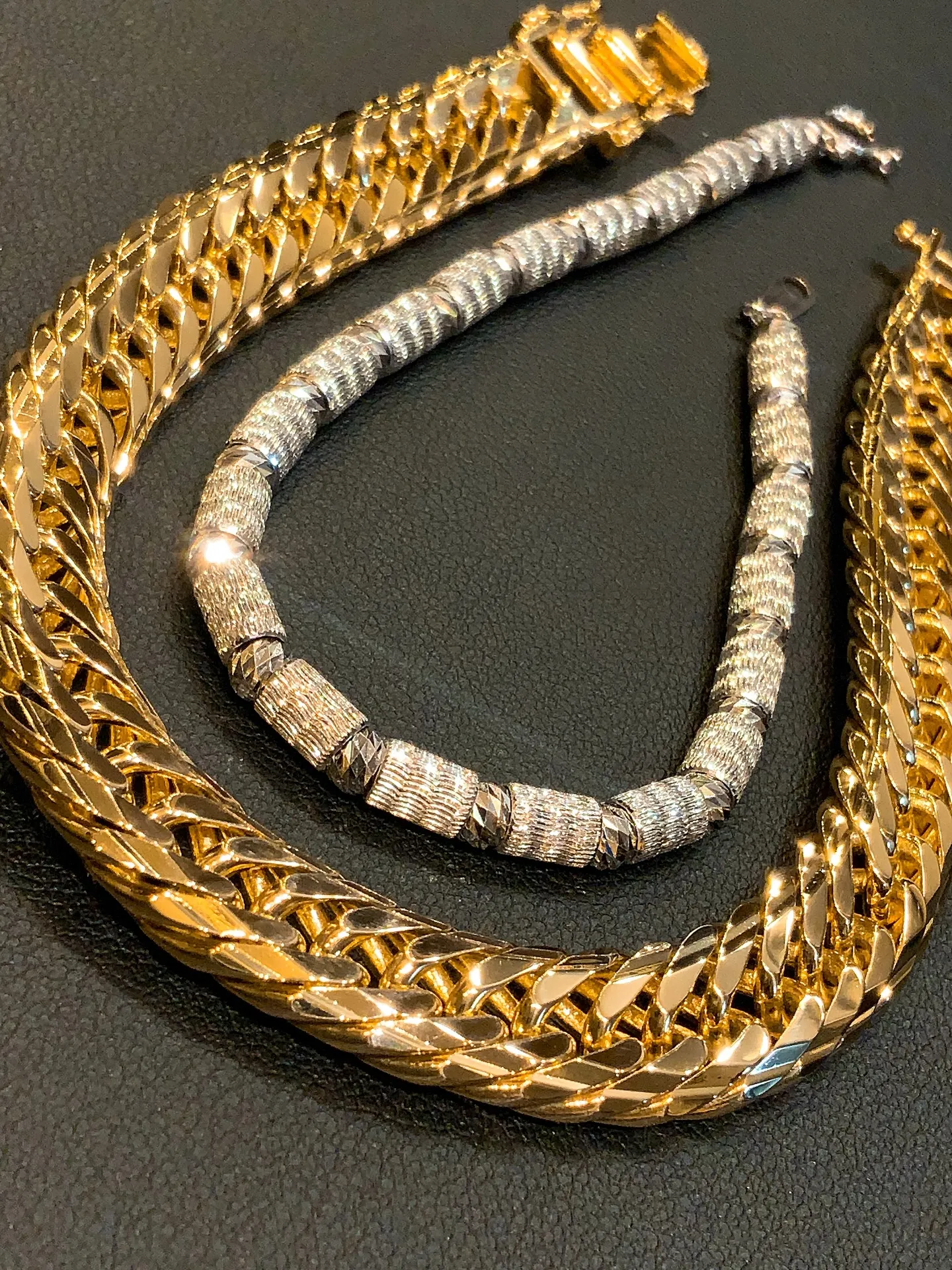 ✨重厚感×デザイン、選べるブレスレット✨