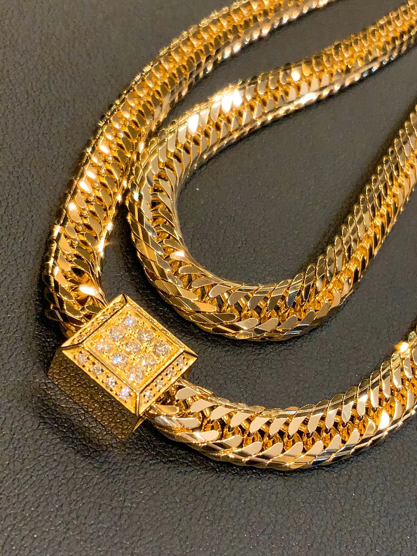 ✨K18 ダイヤモンドビーズペンダント（リバーシブル仕様）✨