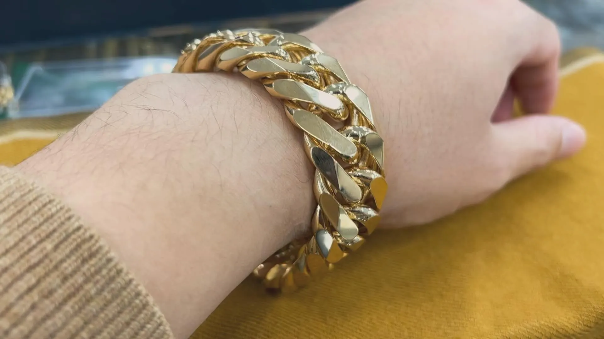 K18 6面カットダブル 300g 22cmのブレスレットを